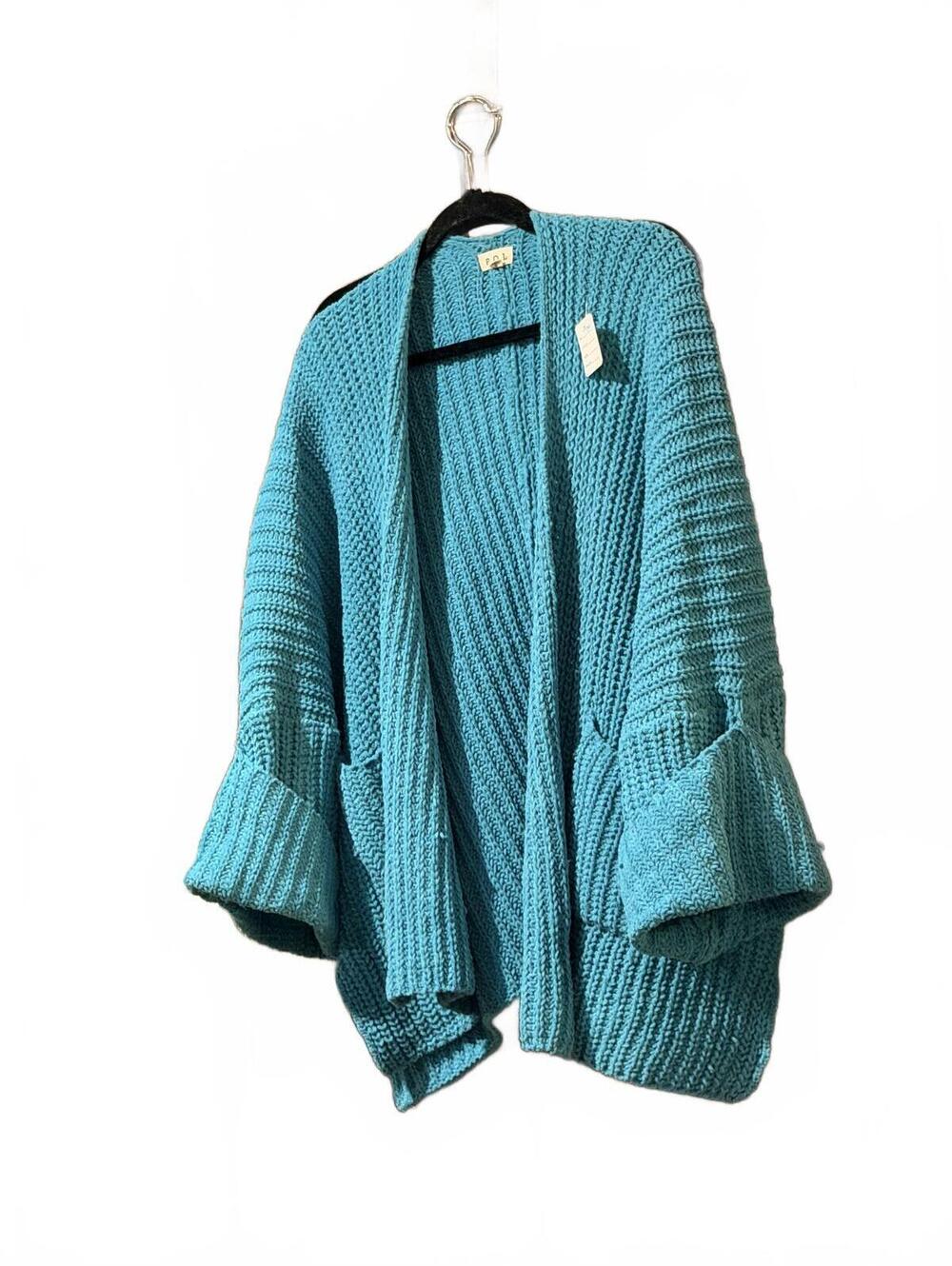 Women's chunky turquoise cardigan